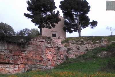 Rutigliano, l'antica e rurale "Annunziata": la chiesetta a picco sulla lama